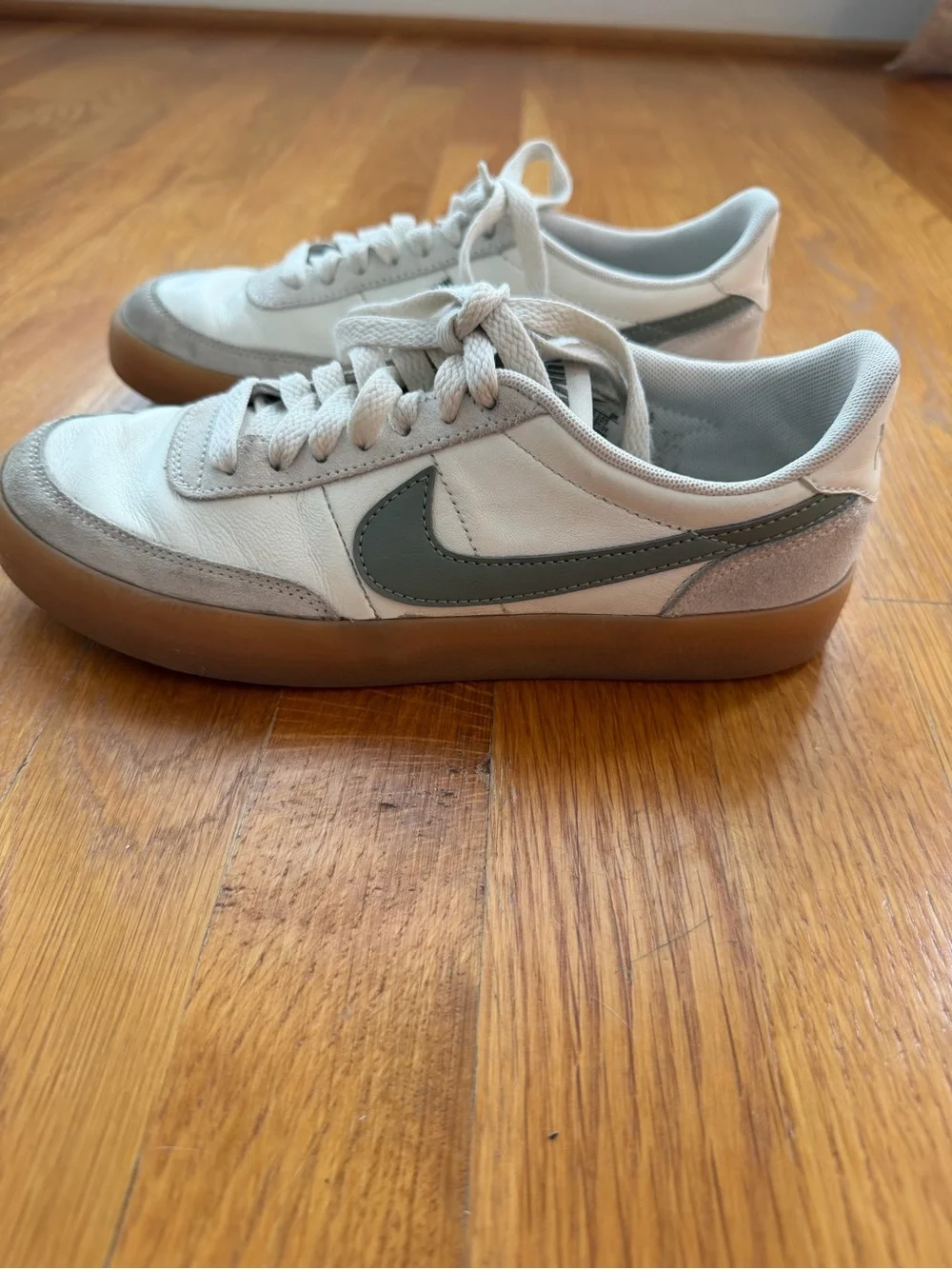 Women’s Nike Killshot shoe